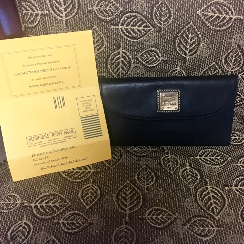 Authentic Dooney & Bourke Wallet